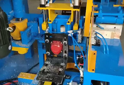 全自動木墩設備